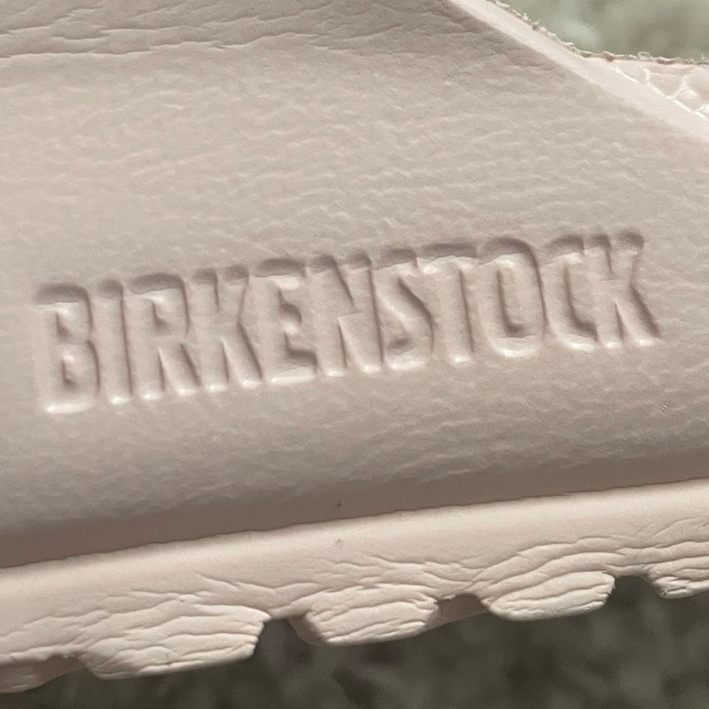 Birkenstock Arizona Stealth Buckle Sandals in Light Rose Size 41 - Picture 12 of 12
